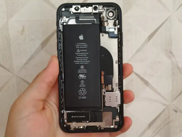 Корпус с шлейфами АЙФОН XR, Душанбе