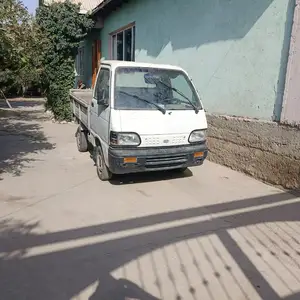 Бортовой автомобиль Kia, 2001, Душанбе
