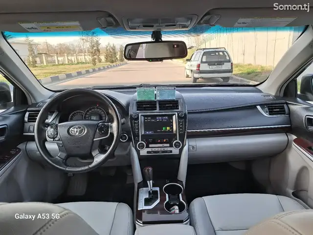 Toyota Camry, 2013, Душанбе - 9