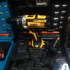 Шуруповёрт Dewalt, Худжанд