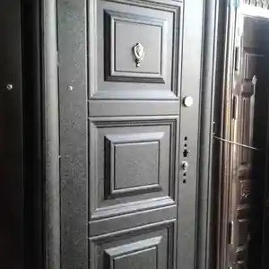 Железная дверь, Душанбе