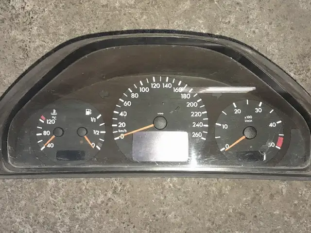 Шток прибор на Меrcedes Benz W210, Хуҷанд