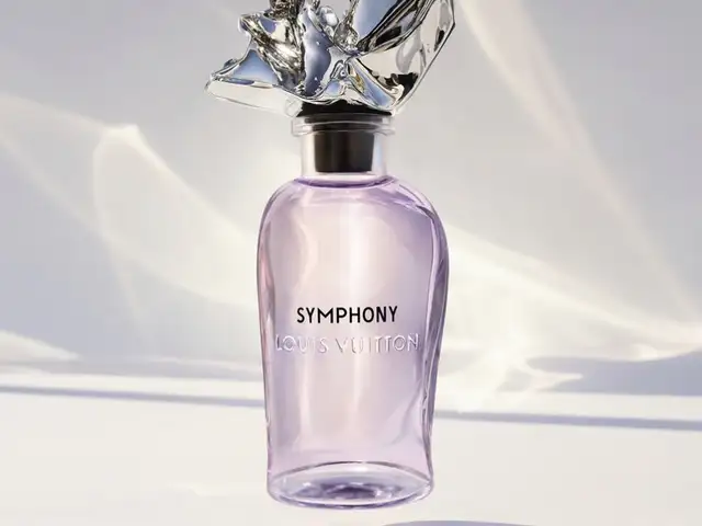 Парфюм Louis Vuitton Symphony, Душанбе