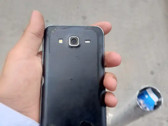 Samsung Galaxy J5 Prime, Турсунзаде