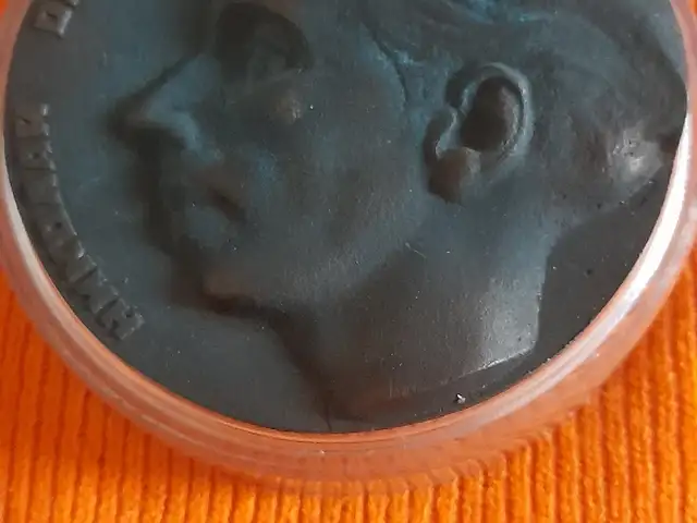 Медальон, Худжанд