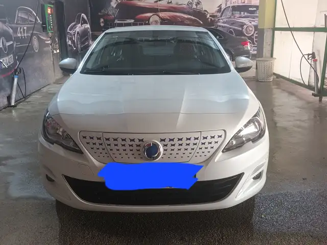 Dongfeng L7