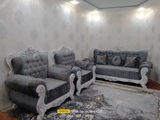 Диван с креслами, Душанбе