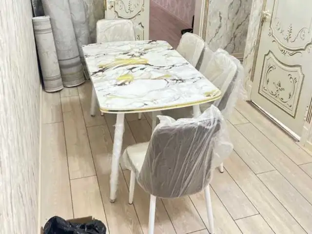 Стол со стульями, Душанбе