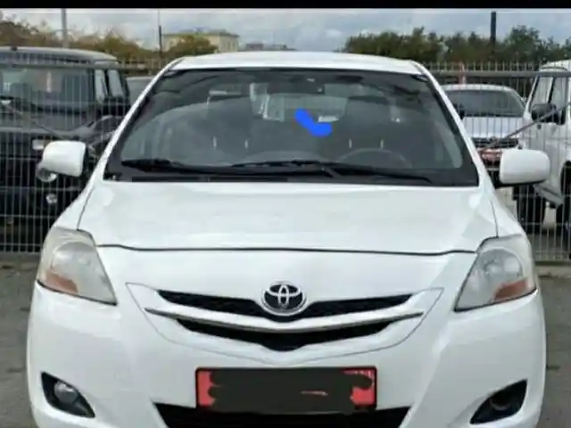 Лобовое стекло от Toyota Yaris, Душанбе
