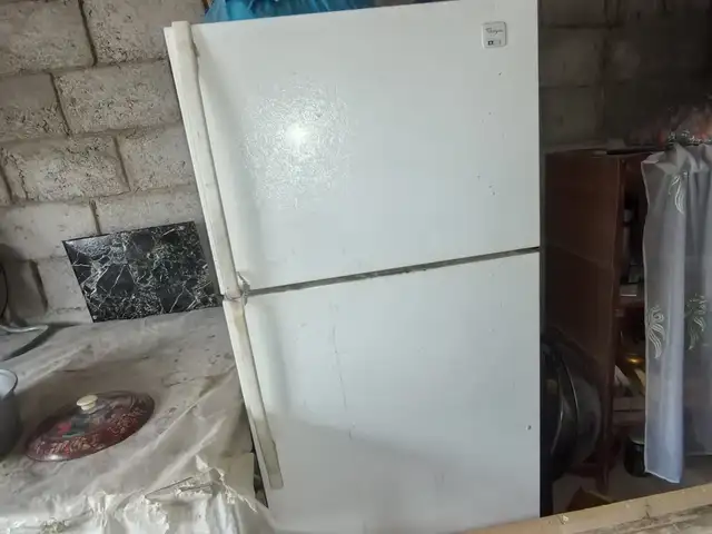 Холодильник, Ашт