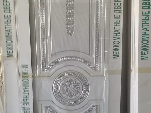 Дверь, Душанбе