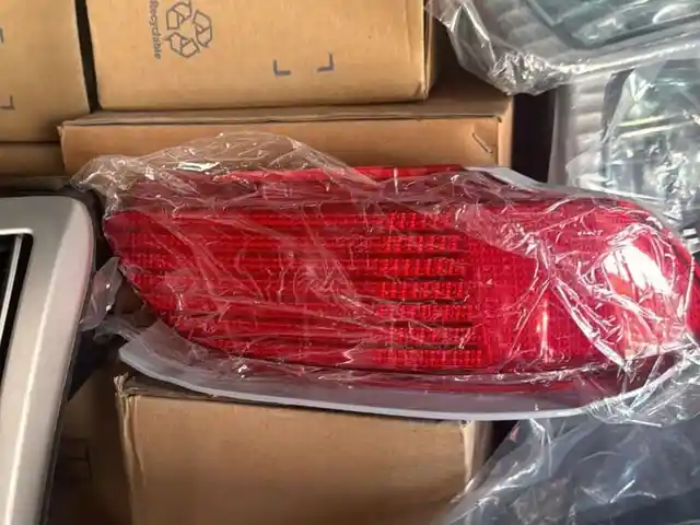 Катафот на задний бампер Lexus RX330/350/400h, Душанбе
