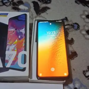 Samsung galaxy A70 6/128 gb, Дангара