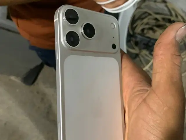 Apple iPhone Xr, 64 gb, White, Турсунзаде