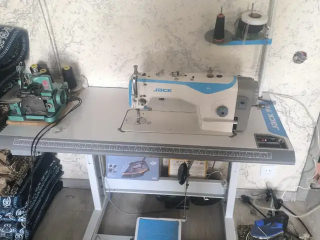 Швейная машина Jack + оверлок, Душанбе