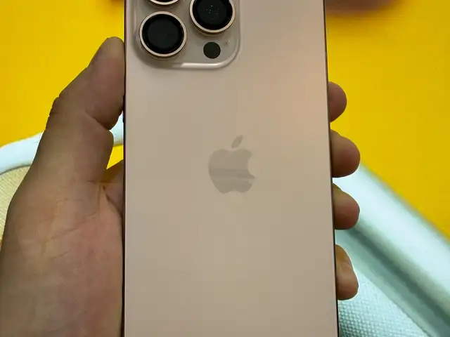 Apple iPhone 16 Pro Max, 256 gb, Desert Titanium, Душанбе