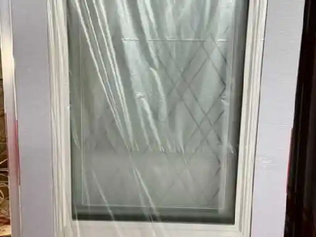 Дверь со стеклом, Душанбе