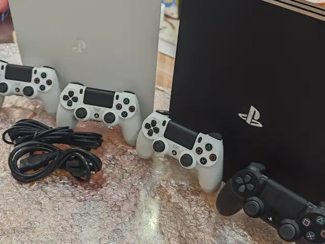 Игровая приставка Sony playstation 4 pro 1TB 8.72, Душанбе