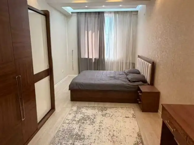 2-комн. квартира, 16 этаж, 86 м², Исмоили Сомони Домпечат, Душанбе