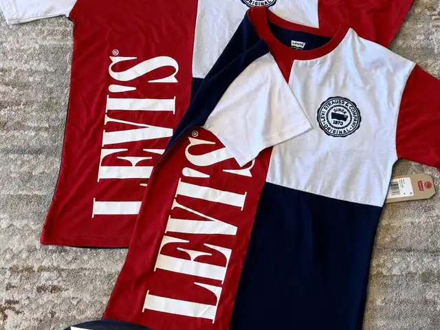 Футболка из США Levis, Душанбе