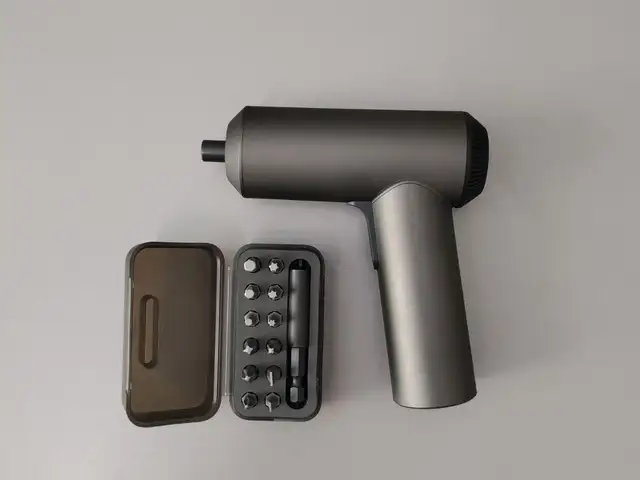 Аккумуляторная отвертка Xiaomi Mijia Electric Screwdriver With 12Pcs S2, Душанбе