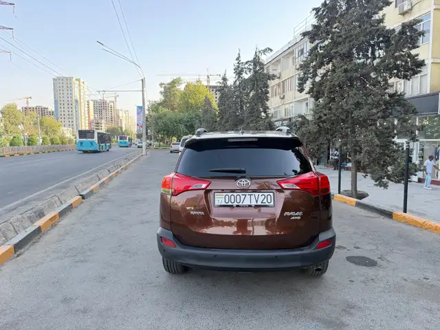 Toyota RAV 4, 2015, Душанбе - 5