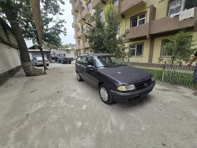 Opel Astra F