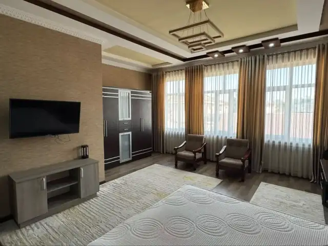 2-этажный, 4 комнатный дом, 250 м², Зеленый Базар, Мактаби 35, Чахон Ака, Душанбе