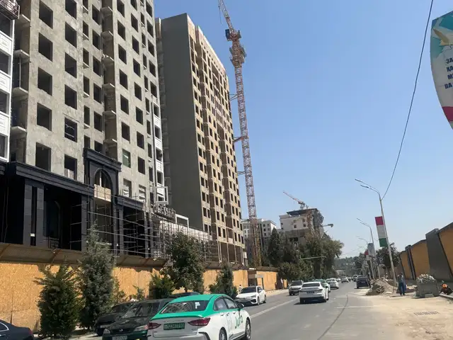 2-комн. квартира, 13 этаж, 76 м², шохмансур, Душанбе - 2