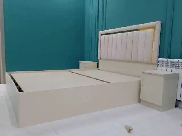Кровать двуспальная, Душанбе