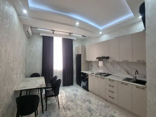3-комн. квартира, 7 этаж, 75 м², 33мик, Худжанд