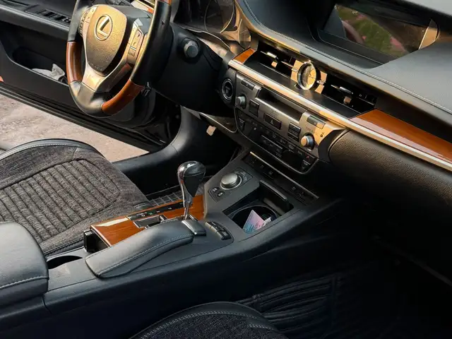 Lexus ES series, 2014, Душанбе - 8