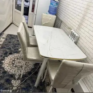 Стол и стулья, Душанбе