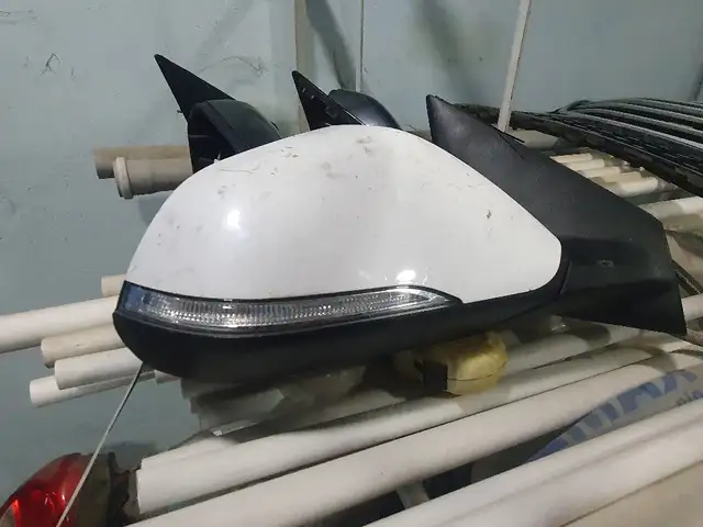 Боковое зеркало, Худжанд