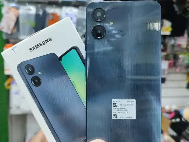 Samsung Galaxy A06 4/64Gb blue, Душанбе
