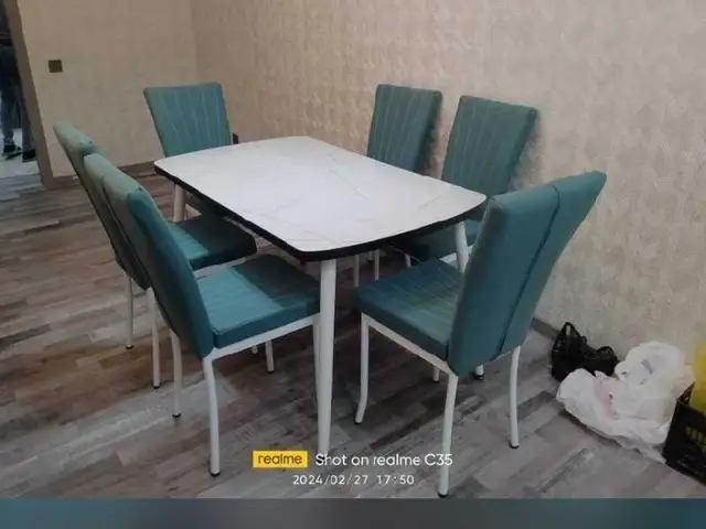 Стол и стулья, Душанбе