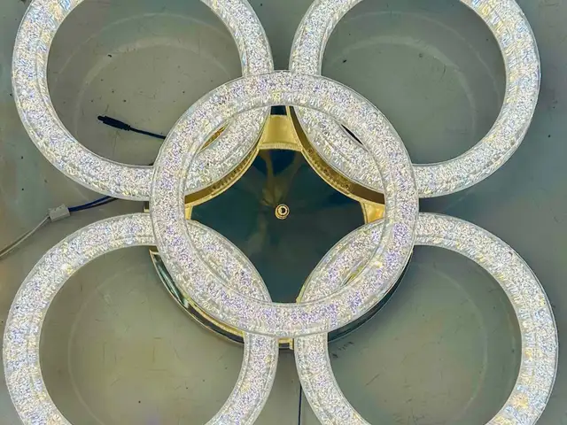 Люстра, Душанбе