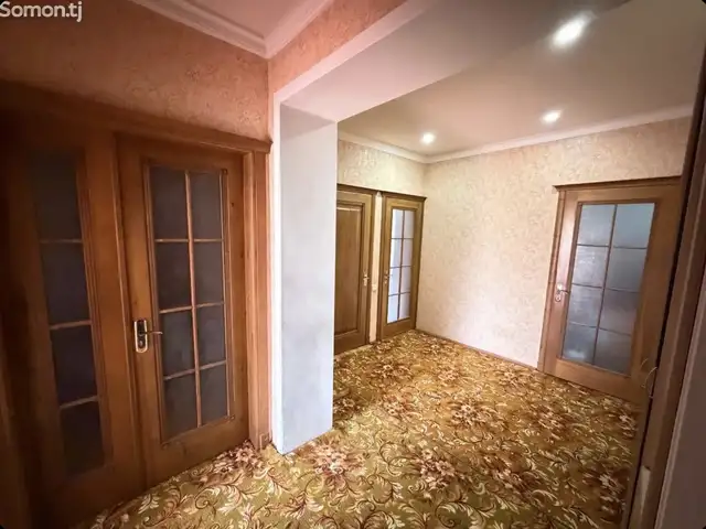 3-комн. квартира, 3 этаж, 80м², 28мкр, Худжанд