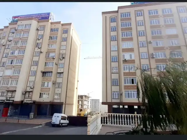 3-комн. квартира, 8 этаж, 83 м², 18 мкр, Хуҷанд