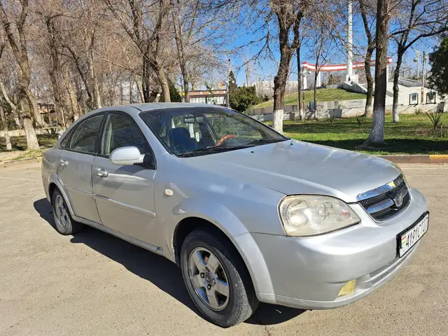 Daewoo Lacetti