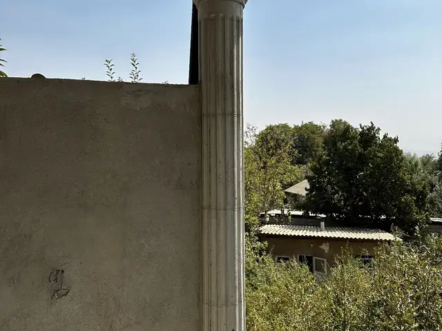 Римские колонна, Душанбе
