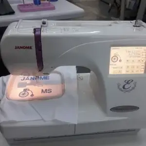 Вышивальная машина Janome 350e, Кӯлоб
