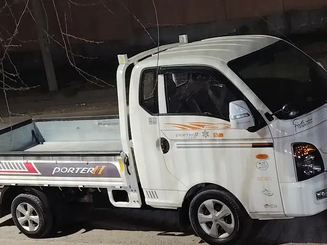 Бортовой автомобиль Hyundai Porter 2 , 2015, Душанбе