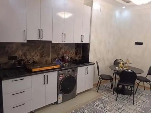 2-комн. квартира, 10 этаж, 83м², Голубой экран, Душанбе