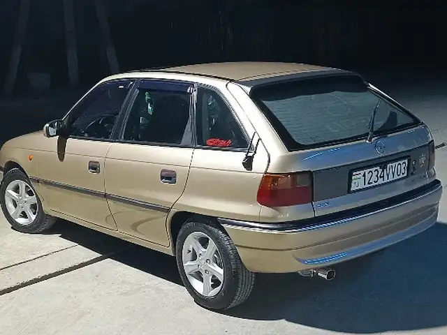 Opel Astra F