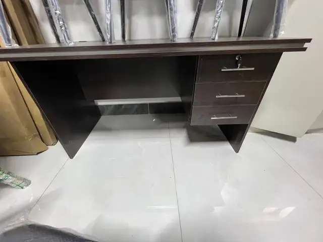 Стол, Душанбе