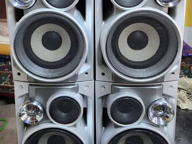 Колонки LG, Хуҷанд