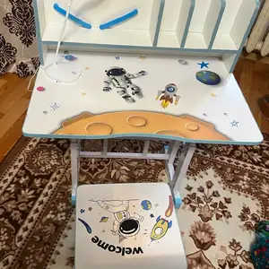 Детская парта и стул, Душанбе