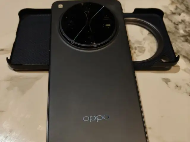 Oppo Find X8 Ultra 16/1TB, Душанбе