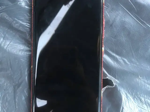 Samsung Galaxy S23 Ultra, Вахдат